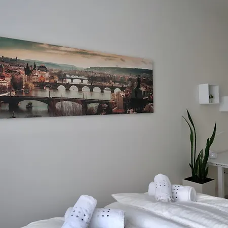 شقة Prague's Hidden Pearl - Center